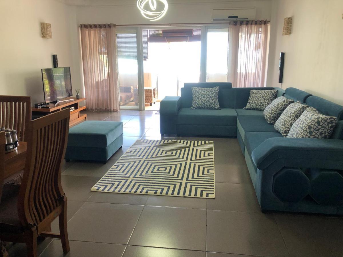 Ocean-View Penthouse With Roof Terrace, Grand Baie, Waterside Complex Apartment The Vale Bagian luar foto