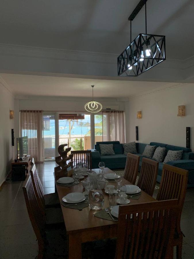 Ocean-View Penthouse With Roof Terrace, Grand Baie, Waterside Complex Apartment The Vale Bagian luar foto